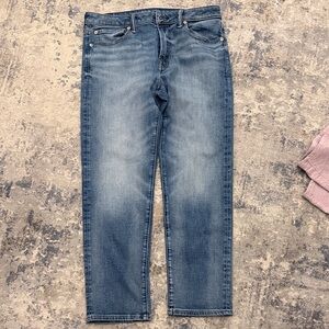 American eagle Classic Men’s Blue Denim Jeans-brand new, worn once 32x32